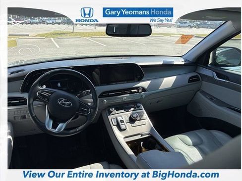 Used 2022 Hyundai Palisade SEL w/ 8P Bench Seat Package image 2