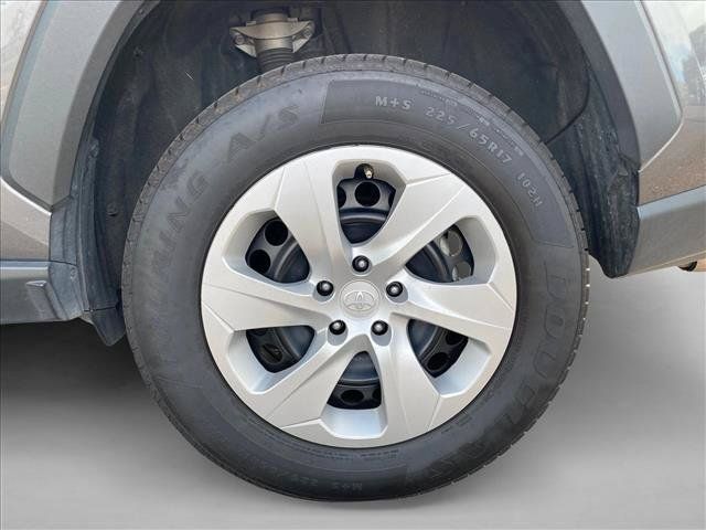 Used 2025 Toyota RAV4 LE AWD/4WD image 15