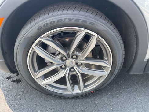 Used 2023 Cadillac XT4 Sport FWD image 10