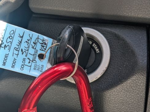 Used 2016 RAM 3500 Tradesman w/ Chrome Appearance Group image 31