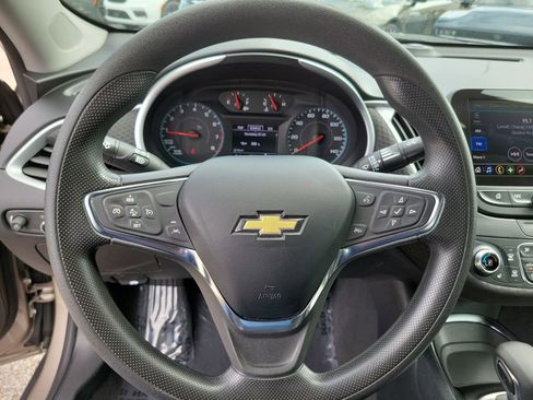 Used 2023 Chevrolet Malibu LT FWD image 22