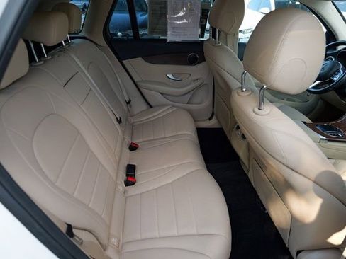 Used 2022 Mercedes-Benz GLC 300 GLC 300 image 29