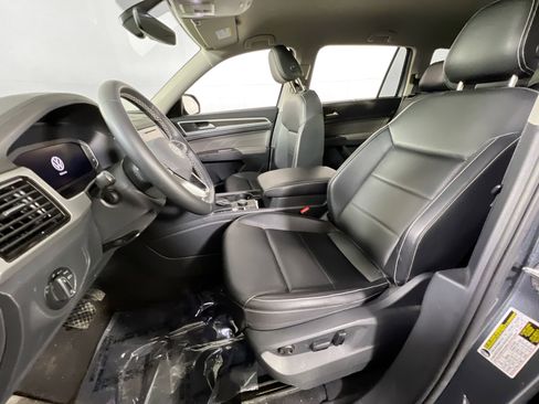 Used 2023 Volkswagen Atlas SE image 20