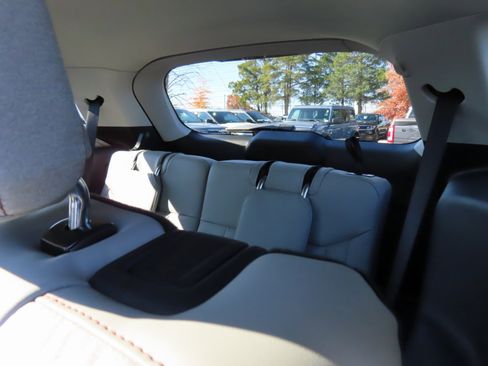 New 2026 Ford Explorer Active image 17