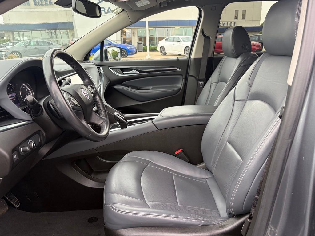 Used 2021 Buick Enclave Essence w/ Sound and Sites Package AWD/4WD image 11