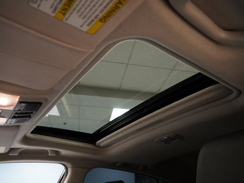 Used 2016 Subaru Crosstrek 2.0i Limited image 5