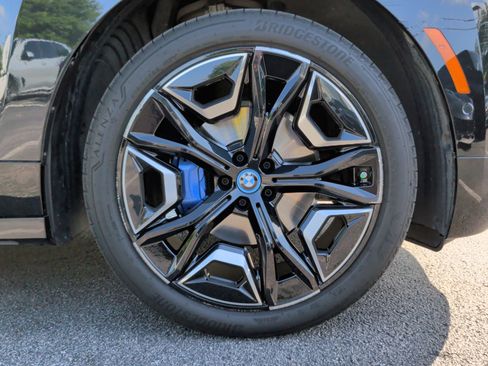 Certified 2024 BMW iX xDrive50 w/ Sport Package AWD/4WD image 14