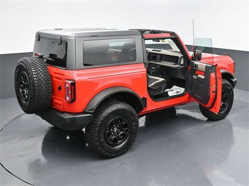 Used 2022 Ford Bronco Wildtrak image 60