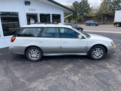 Used 2000 Subaru Outback Limited AWD/4WD image 2