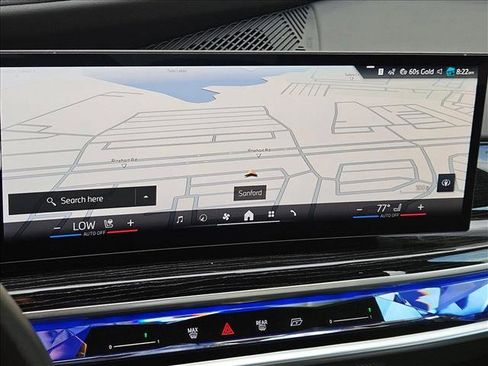 Used 2025 BMW 740i xDrive image 14