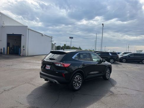 Used 2020 Ford Escape Titanium w/ Titanium Premium Package 2.0 AWD/4WD image 7