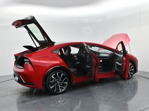 New 2026 Toyota Prius Plug-In Hybrid w/ Limited Premium Package image 70