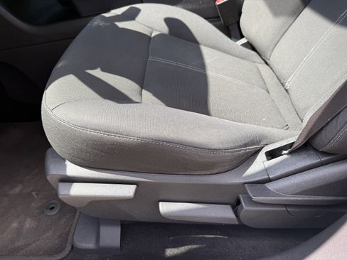 Used 2013 Ford Edge SE image 25