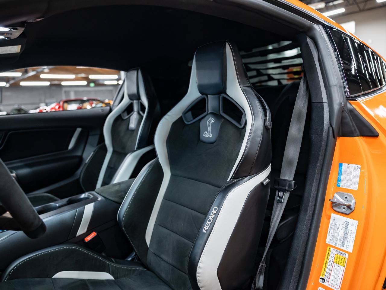 Used 2021 Ford Mustang Shelby GT500 w/ Technology Package RWD image 13
