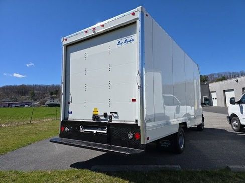 New 2025 GMC Savana 3500 Extended w/ Power Convenience Package image 5