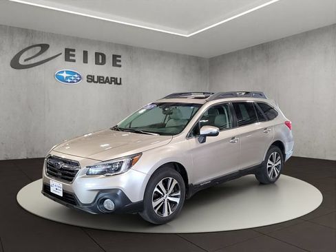 Used 2019 Subaru Outback 3.6R Limited w/ Popular Package #2 AWD/4WD image 5