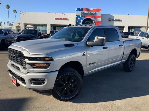 New 2026 RAM 2500 Big Horn AWD/4WD image 1