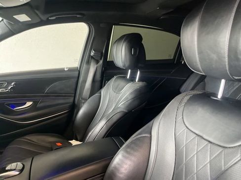 Used 2017 Mercedes-Benz S 550 Sedan image 11