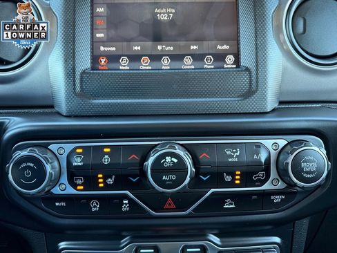 Used 2021 Jeep Wrangler Unlimited Sport AWD/4WD image 29