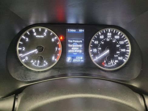 Used 2024 Nissan Sentra S FWD image 23