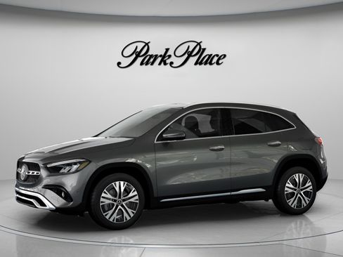 Used 2026 Mercedes-Benz GLA 250 4MATIC image 3