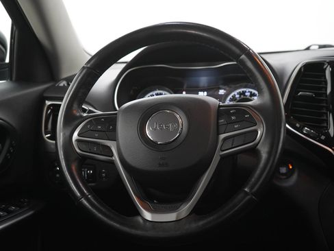 Used 2019 Jeep Cherokee Limited AWD/4WD image 17