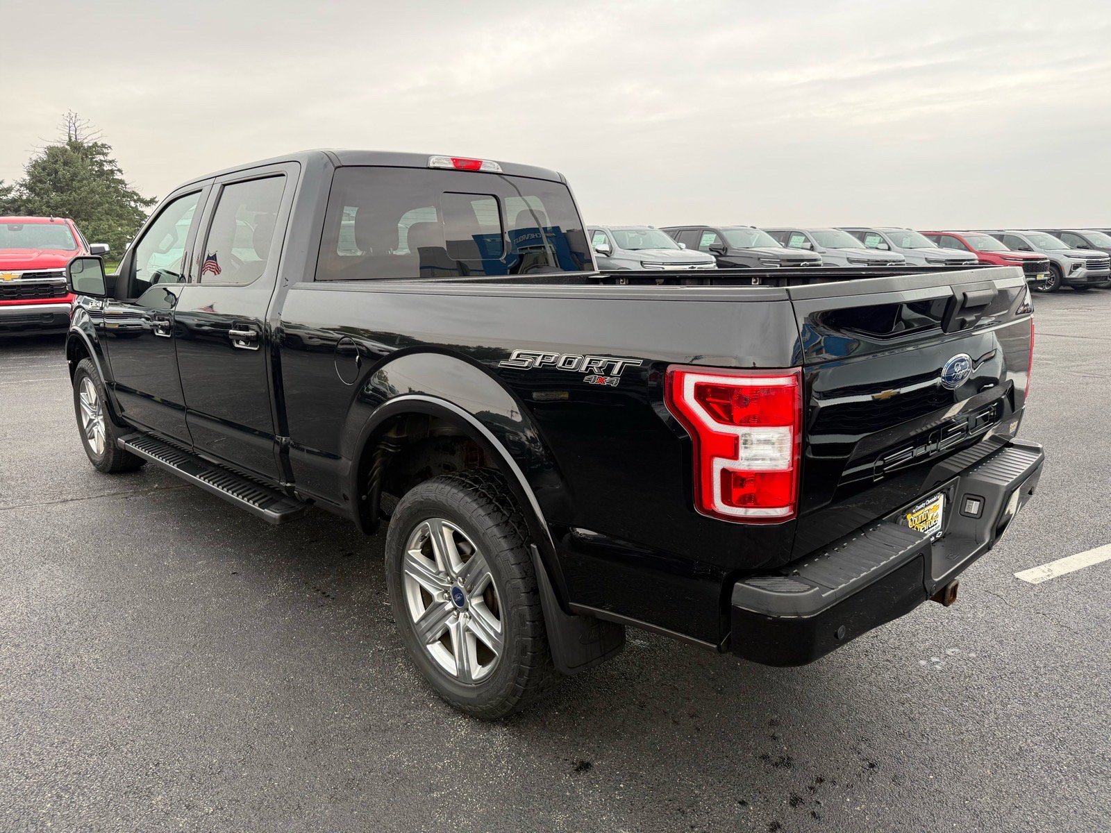 Used 2019 Ford F150 4x4 SuperCrew image 3