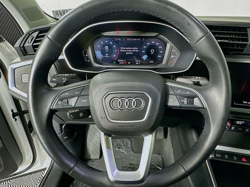 Used 2023 Audi Q3 2.0T Premium w/ Convenience Package image 19