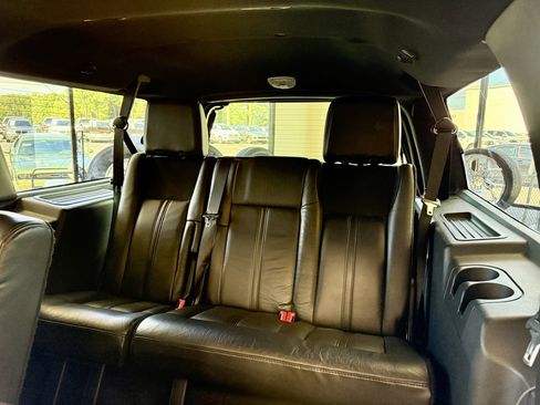 Used 2017 Lincoln Navigator L Reserve image 18