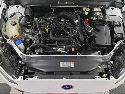 Used 2020 Ford Fusion SE FWD image 23