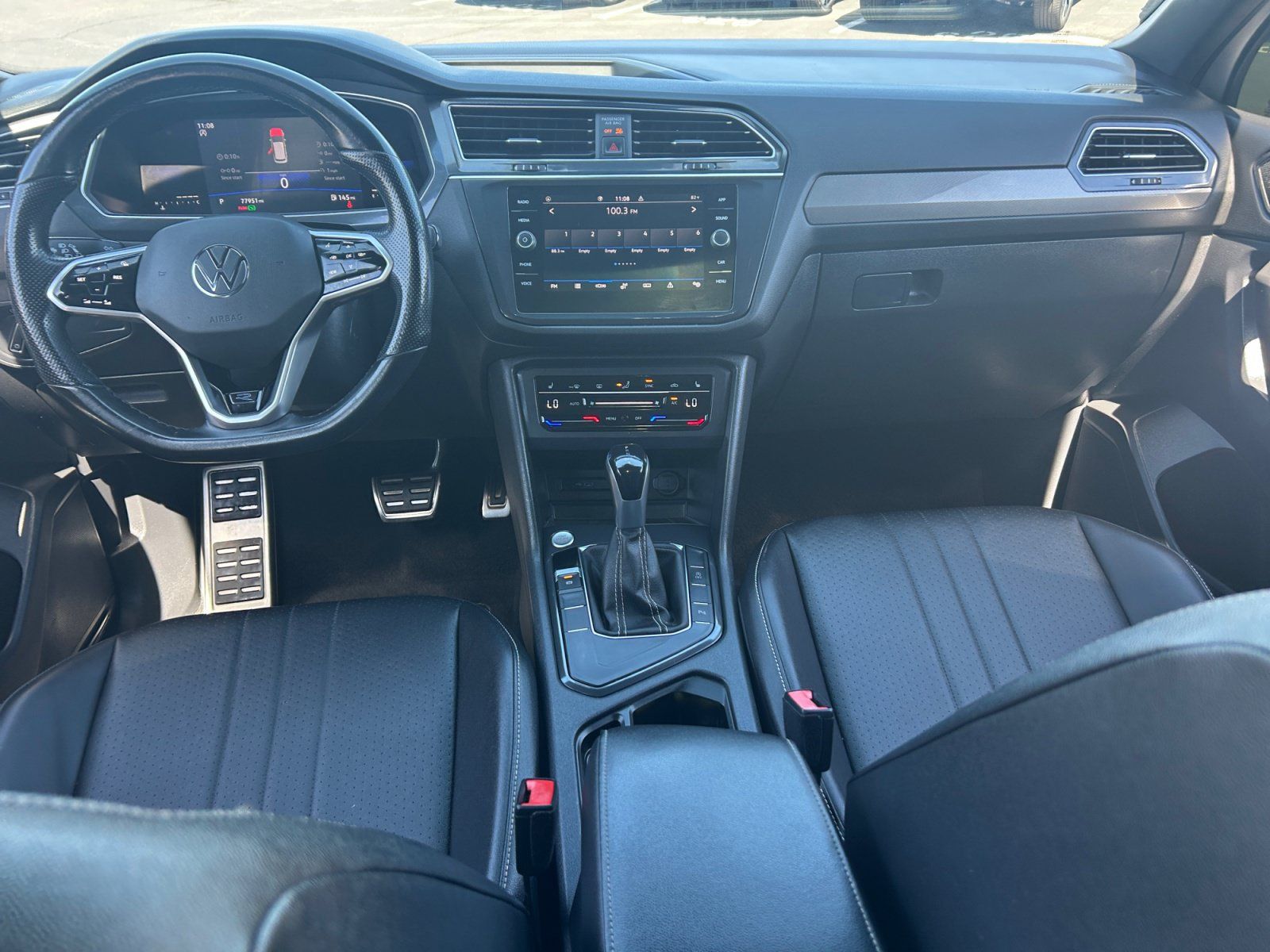 Used 2022 Volkswagen Tiguan SE R-Line FWD image 19