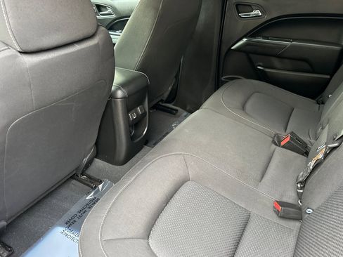 Used 2021 Chevrolet Colorado LT image 14