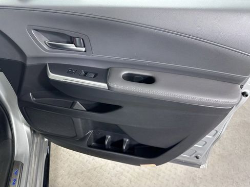 Certified 2023 Toyota Sienna XSE image 9