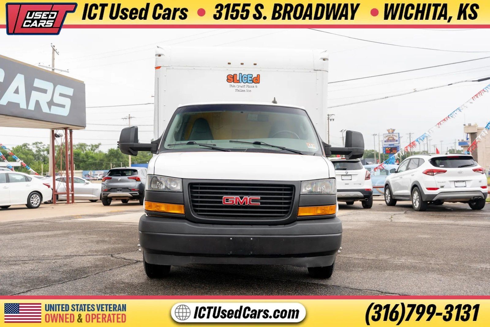 Used 2018 GMC Savana 3500 Extended w/ Driver Convenience Package RWD image 8