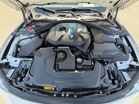 Used 2018 BMW 330e image 20