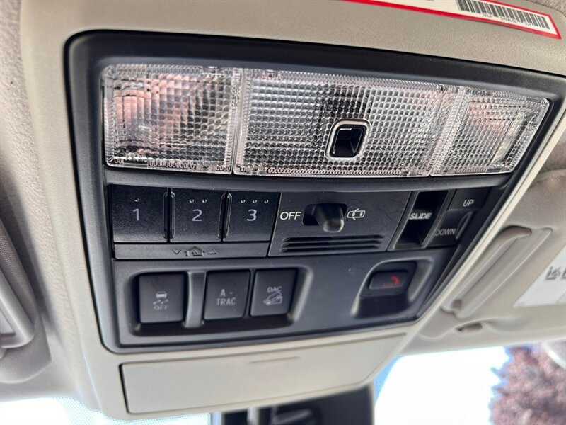 Used 2023 Toyota 4Runner Limited AWD/4WD image 44