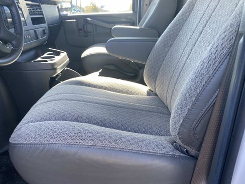 New 2023 GMC Savana 3500 w/ Power Convenience Package image 7