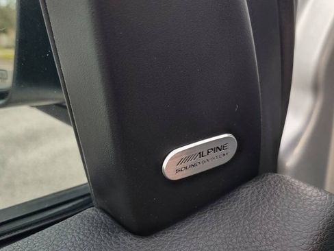 Used 2011 Dodge Journey Mainstreet w/ Popular Equipment Group FWD image 12
