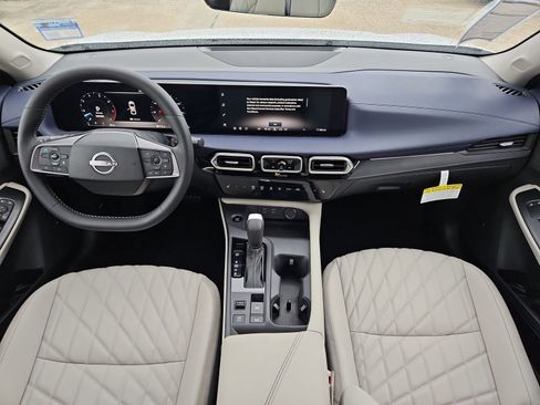 New 2026 Nissan Sentra SL w/ Floor Mat Package FWD image 7