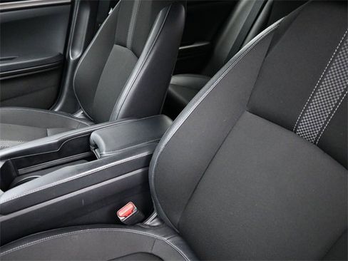 Used 2020 Honda Civic Sport image 8