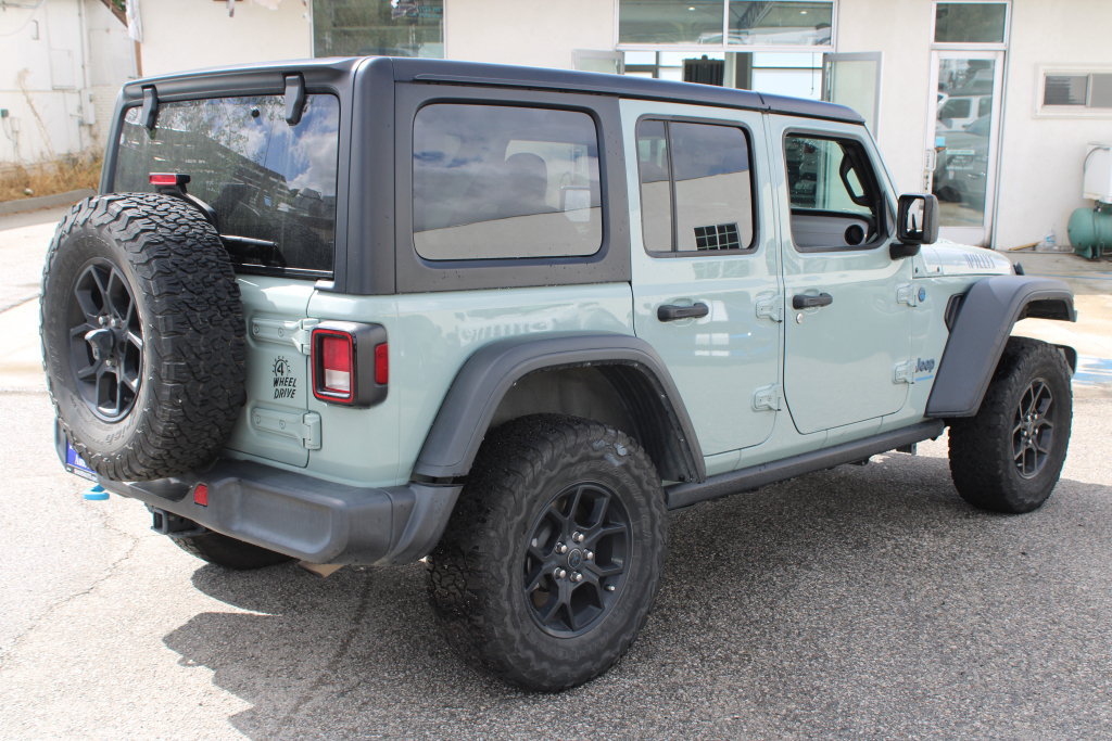 Used 2024 Jeep Wrangler Unlimited AWD/4WD image 4