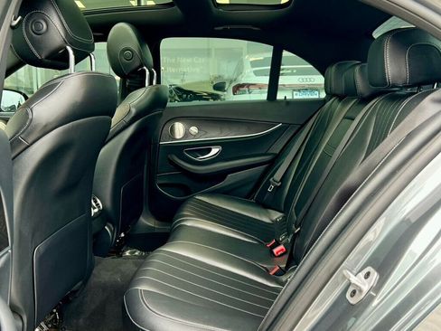 Used 2023 Mercedes-Benz E 350 4MATIC Sedan image 17