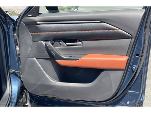 Certified 2025 MAZDA CX-50 AWD 2.5 Turbo w/ Cargo Package image 22