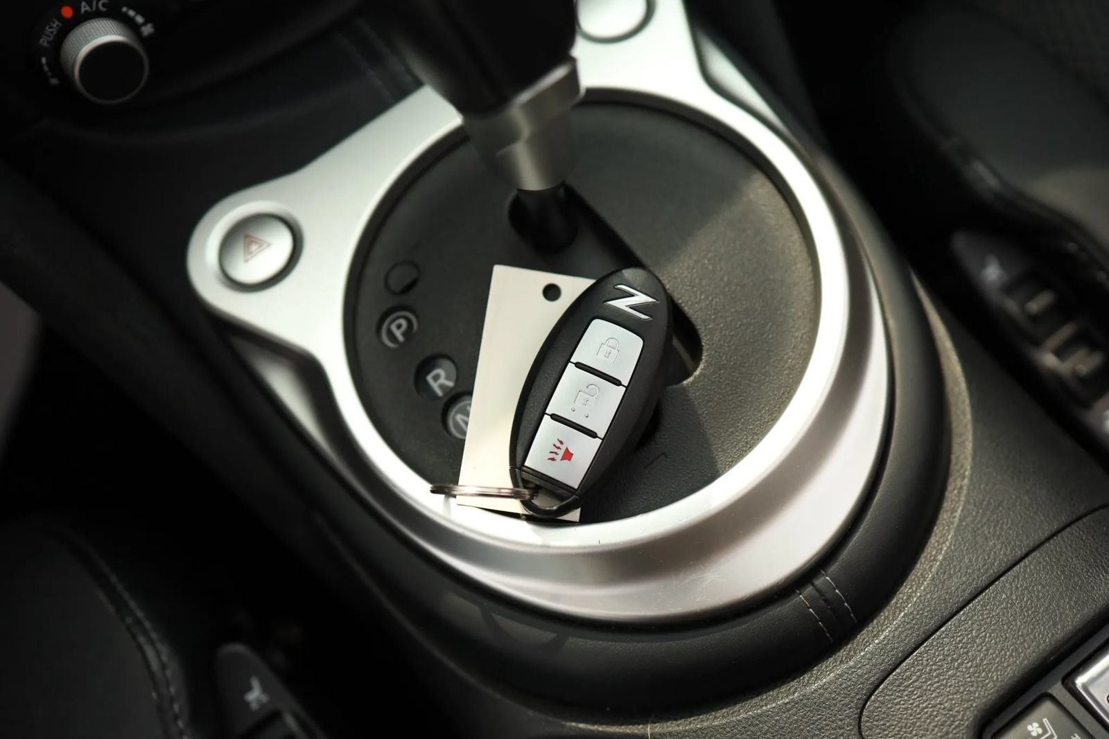 Used 2019 Nissan 370Z Touring RWD image 26