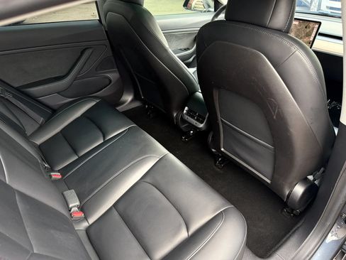 Used 2019 Tesla Model 3 Long Range AWD/4WD image 17