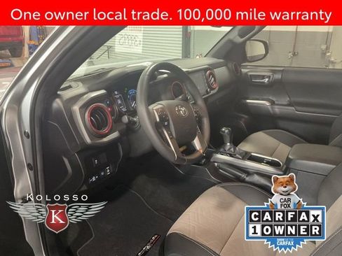 Used 2022 Toyota Tacoma TRD Off-Road w/ Black Out Package (TMS) image 9