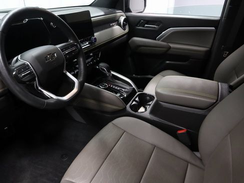 Used 2024 Chevrolet Colorado ZR2 w/ ZR2 Convenience Package III image 22