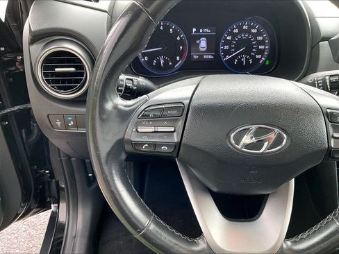 Used 2019 Hyundai Kona Limited AWD/4WD image 23