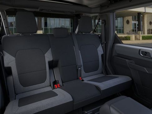 New 2025 Ford Bronco 4-Door image 11