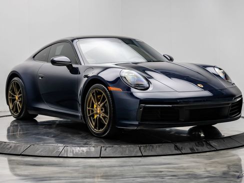 Used 2020 Porsche 911 Carrera RWD image 23